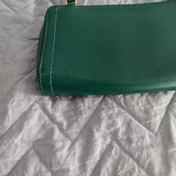 kate spade emerald green leather crossbody wallet - Picture 2 of 6